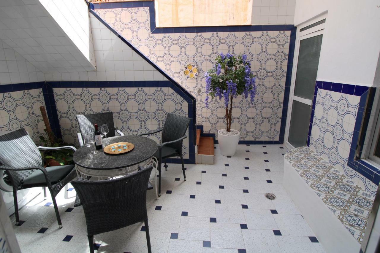 Big Apartment With Unique Patio Near Santa Barbara Castle Alicante Exterior photo